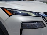 Used 2023 Nissan Rogue SV image 5
