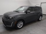 Used 2023 Kia Soul LX w/ LX Technology Package image 2