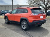 Used 2021 Jeep Cherokee Trailhawk image 3
