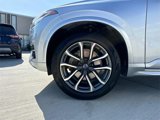Used 2019 Volvo XC90 T6 Momentum image 4