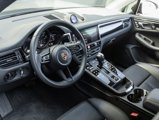 Used 2024 Porsche Macan image 4