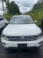 Used 2018 Volkswagen Tiguan SE w/ Panoramic Sunroof Package image 2