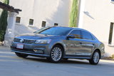 Used 2017 Volkswagen Passat 1.8T SE w/ SE Lighting Package image 3
