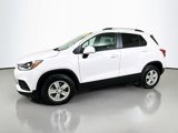 Certified 2022 Chevrolet Trax LT w/ LT Convenience Package image 3