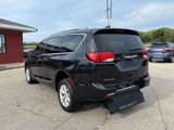 Used 2017 Chrysler Pacifica Touring-L Plus w/ Tire & Wheel Group image 5