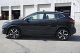 Used 2022 Nissan Rogue Sport SL image 5