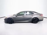 Used 2018 Toyota Camry LE image 4