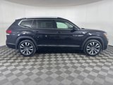 Certified 2022 Volkswagen Atlas SEL Premium image 2