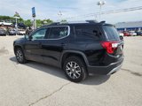 Used 2023 GMC Acadia SLT image 2