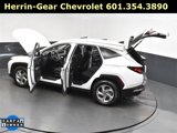 Used 2022 Hyundai Tucson SE image 2