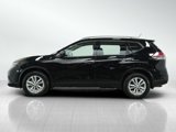 Used 2015 Nissan Rogue SV image 2