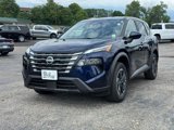 Used 2024 Nissan Rogue SV image 6