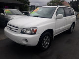 Used 2005 Toyota Highlander 4WD V6 w/ 3rd Row image 4