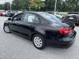 Used 2015 Volkswagen Jetta S image 4