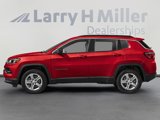 New 2025 Jeep Compass Latitude w/ Mopar Graphics Package image 5