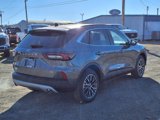 New 2025 Ford Escape SE image 2