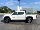 Used 2016 Toyota Tacoma TRD Sport image 3