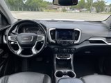 Used 2023 GMC Terrain SLT image 2
