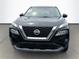 Used 2021 Nissan Rogue SV image 2