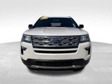 Used 2018 Ford Explorer XLT w/ Equipment Group 202A image 3