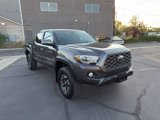 Used 2022 Toyota Tacoma TRD Off-Road image 3