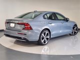 Used 2024 Volvo S60 B5 Core image 2
