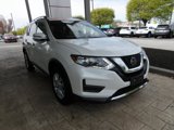 Certified 2020 Nissan Rogue SV image 3