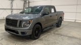 Used 2018 Nissan Titan SV w/ Midnight Edition image 4
