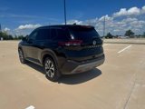 Used 2021 Nissan Rogue SV image 6