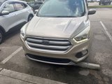 Used 2017 Ford Escape SE w/ Equipment Group 201A image 2