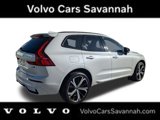Used 2022 Volvo XC60 B6 R-Design w/ Climate Package image 3