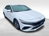 Used 2024 Hyundai Elantra Blue image 2