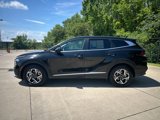 Used 2024 Kia Sportage LX image 2