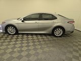 Used 2019 Toyota Camry L image 2