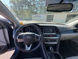 Used 2018 Hyundai Sonata Limited image 4
