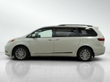 Used 2017 Toyota Sienna Limited Premium image 2