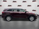 Used 2020 Kia Sorento AWD V6 image 4
