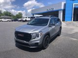 Used 2024 GMC Terrain SLE w/ Driver Convenience Package image 2