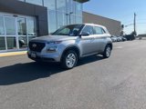 New 2025 Hyundai Venue SE image 3