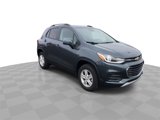 Used 2022 Chevrolet Trax LT w/ LT Convenience Package image 2