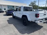 Used 2023 Jeep Gladiator Overland image 4