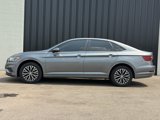 Used 2020 Volkswagen Jetta SE image 2