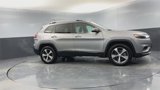 Used 2019 Jeep Cherokee Limited image 2