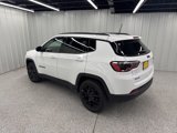New 2025 Jeep Compass Latitude image 4