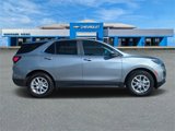 Used 2023 Chevrolet Equinox LT image 3