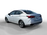 Used 2021 Nissan Versa SV image 3