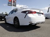 Used 2022 Toyota Camry SE image 4
