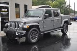 Used 2023 Jeep Gladiator Overland image 2