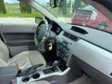 Used 2010 Ford Focus SEL image 2