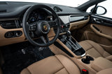 Certified 2025 Porsche Macan image 4